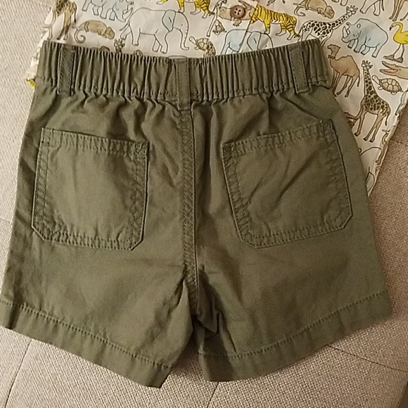 Carter's Wildlife Print 2 piece Outfit - Picture 4 of 8